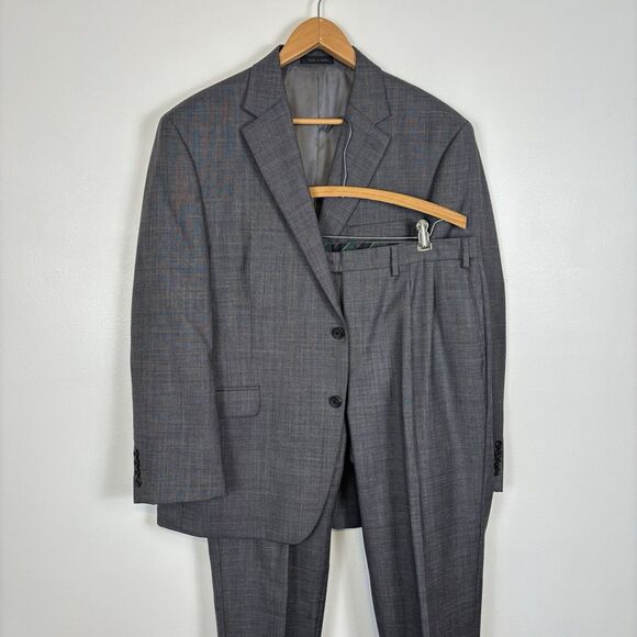Chaps Men's 42S 36W x 30L - 100% Wool Heathered Gray Suit Two Piece Blazer Pants